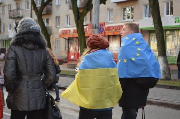Студентський мітинг у Луцьку. ФОТО. ВІДЕО