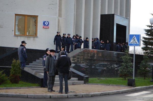 Студентський мітинг у Луцьку. ФОТО. ВІДЕО