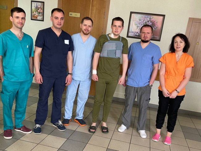 Втік із полону з кулею в серці: у «Феофанії» провели унікальну операцію 20-річному воїну