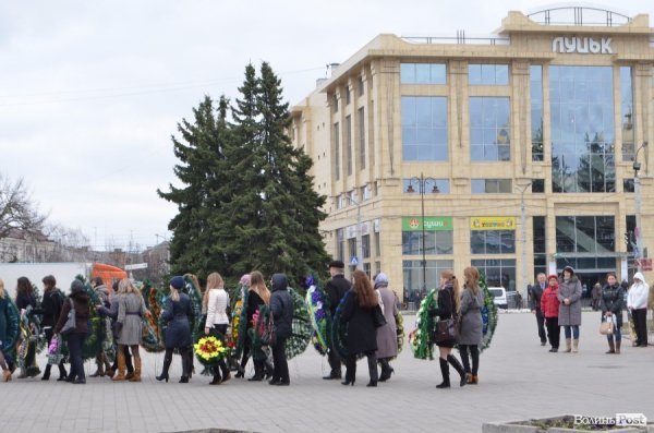 У Луцьку прощалися із загиблим «кіборгом». ФОТО