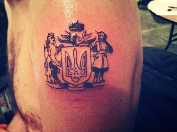 Акція в Українському домі ‒ безплатні татуклейноди. ФОТО