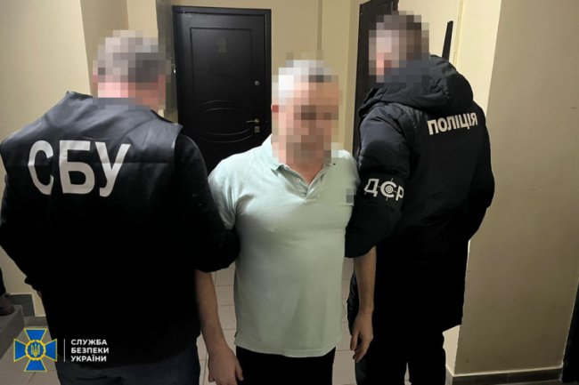 Щомісячний дохід - мільйон гривень: волиняни разом зі спільниками організували нарколабораторію