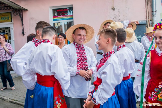 Від Мексики до Індії: грандіозний міжнародний фестиваль стартував у Луцьку. ФОТО