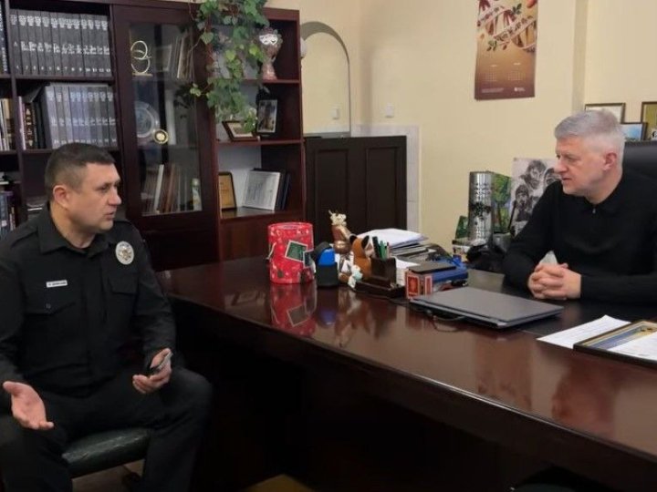 Безпека глядачів і колективу – у пріоритеті: у драмтеатрі відбулася зустріч з очільником поліції охорони Волині