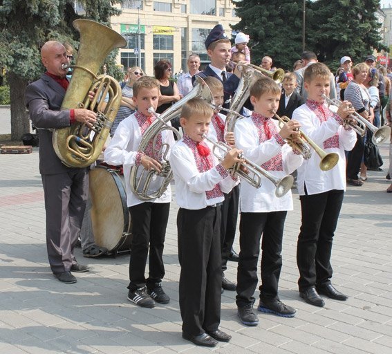 Перше вересня луцького «міліцейського» ліцею. ФОТО