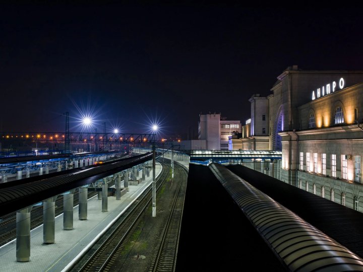 Освітлення доріг і перехресть: норми, безпека та LED-рішення