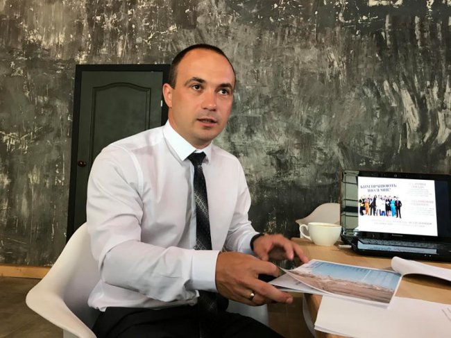 Китай, Польща, Туреччина: звідки іноземці їдуть працювати на Волинь