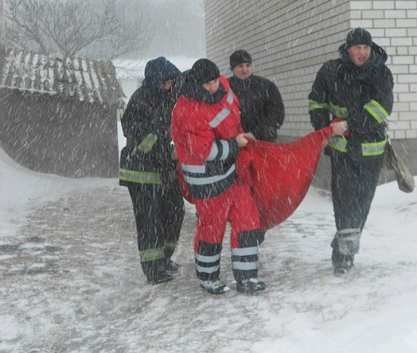 На Волині рятувальники витягли з заметів 31 «швидку». ФОТО