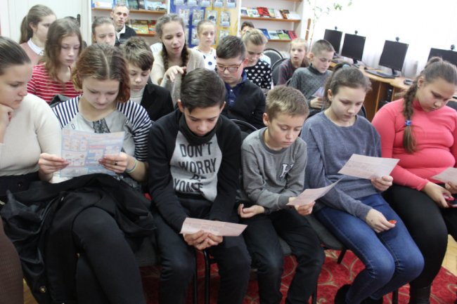 Учні луцької школи гроші на піротехніку віддали на благодійність