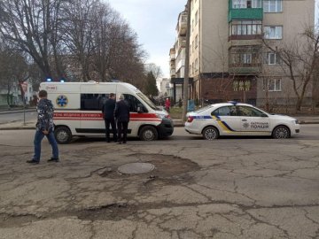 У Луцьку на Волі автомобіль збив 16-річну дівчину. ФОТО