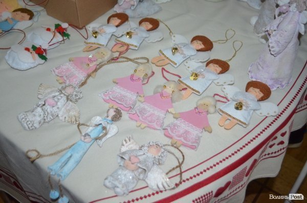 Добро під ялинку: в Луцьку новорічний благодійний ярмарок