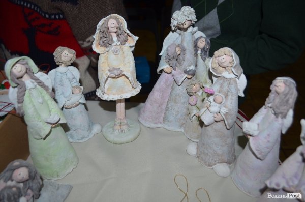 Добро під ялинку: в Луцьку новорічний благодійний ярмарок