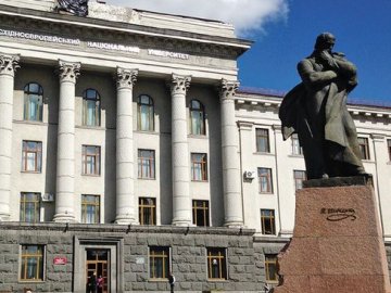 Два луцькі університети – у ТОПі найпопулярніших вишів України серед абітурієнтів