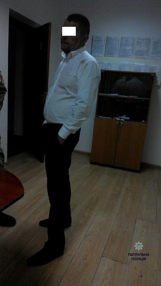 П’яний екс-податківець тікав від патрульних. ФОТО 