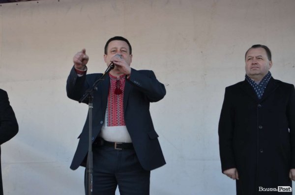 «Кадрове» віче в Луцьку. ФОТО. ВІДЕО