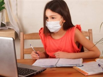 Пояснили, чому у Луцькій громаді дистанційно навчатимуться тільки учні 5-11 класів