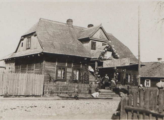 Камінь-Каширський. Місцевий театр