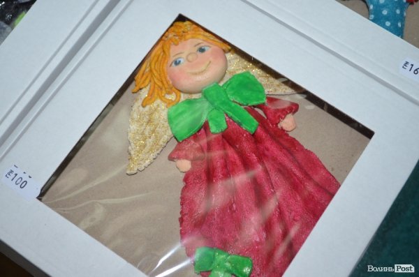 Добро під ялинку: в Луцьку новорічний благодійний ярмарок