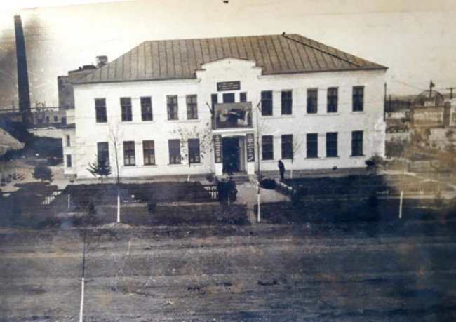 Яким було селище Іваничі у післявоєнний період. РЕТРОФОТО