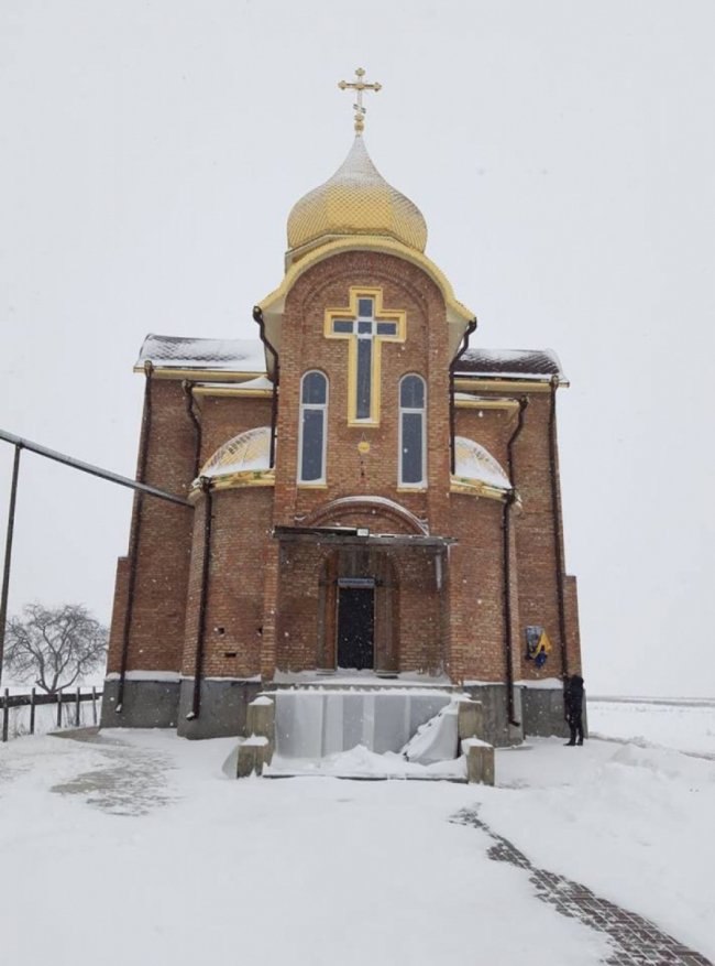 На будівлі храму на Волині встановили пам'ятний знак загиблому Герою. ФОТО