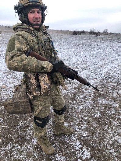 Воїн з Волині, який біля Кринок вратив руку і ноги, 14 днів чекав евакуації на острові