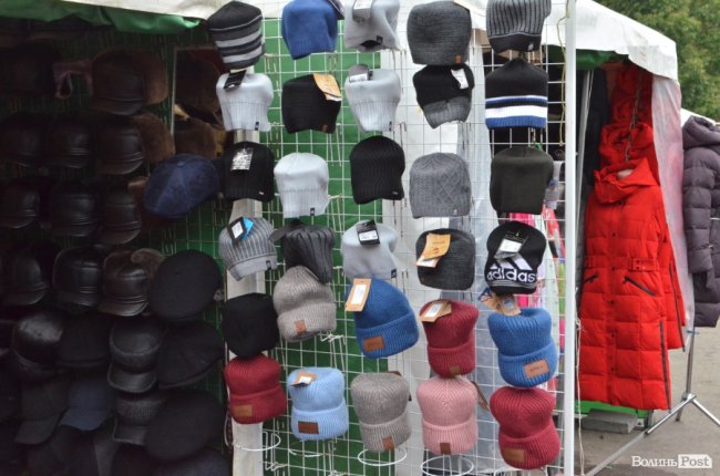 До кольору, до вибору і без «кусючих» цін: у Луцьку відкрився Харківський ярмарок*