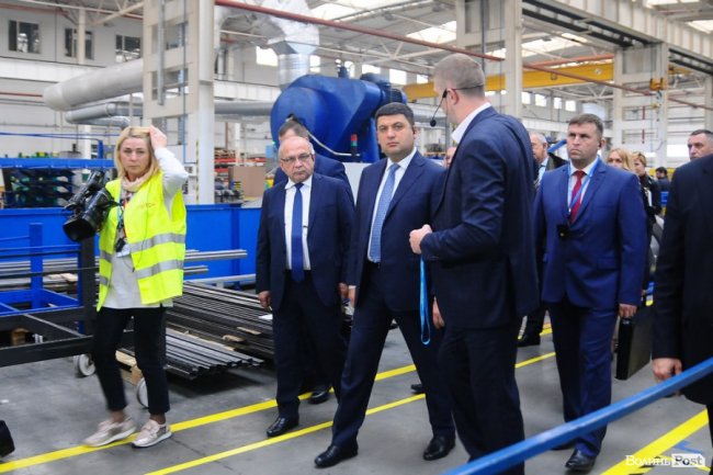 Екскурсія для Володимира Гройсмана по «Modern-Expo»