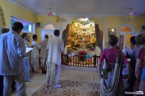 Вечірня служба