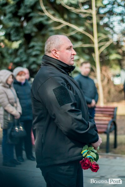 У Луцьку ходою і молитвами вшанували мужність та героїзм добровольців. ФОТО