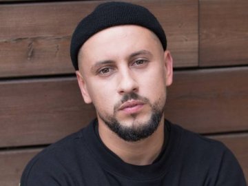 Співак з Луцька MONATIK виступатиме на російському шоу