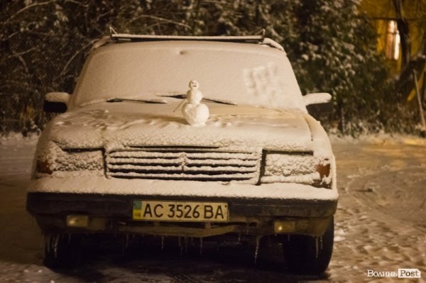 У Луцьк прийшла справжня зима. ФОТО