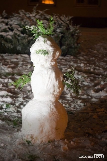 У Луцьк прийшла справжня зима. ФОТО