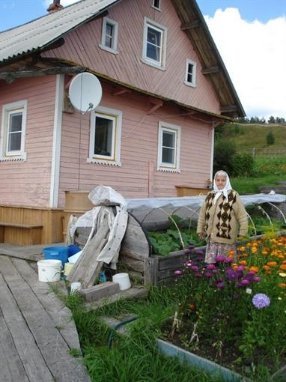 Бабуся, яка переписала хату на кота, – росіянка і кота немає. ФОТО