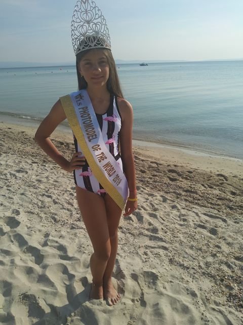 11-річна дівчинка з Луцька отримала титул професійної фотомоделі за кордоном. ФОТО