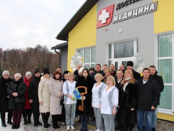 У селищі на Волині відкрили новозбудовану амбулаторію сімейної медицини