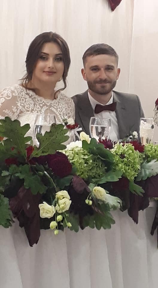 Луцькі муніципали зворушливо привітали колегу з одруженням