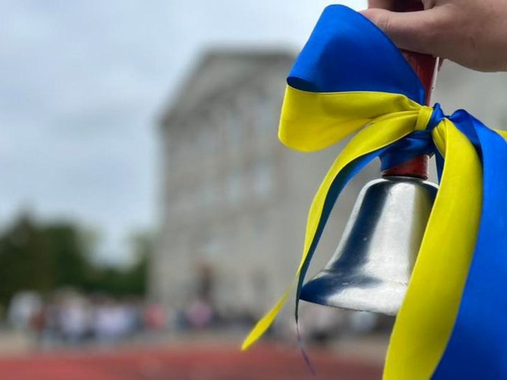 У школах Луцька завершують навчання цьогоріч понад 4500 випускників. Коли відзначатимуть останні дзвоники