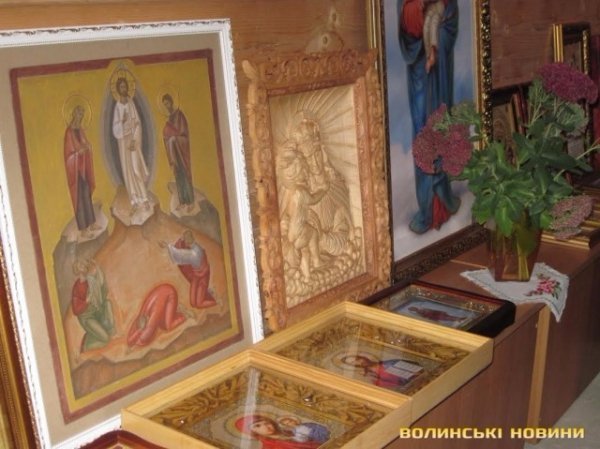 У новозбудованому храмі на Волині відбулася перша літургія. ФОТО