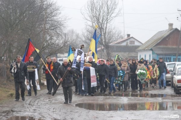 Поховали ще одного волиняна, вбитого на Майдані. ФОТО