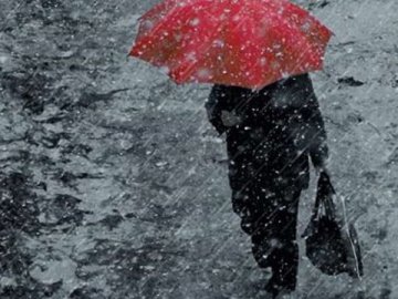 Синоптики попереджають волинян про сильні дощі 