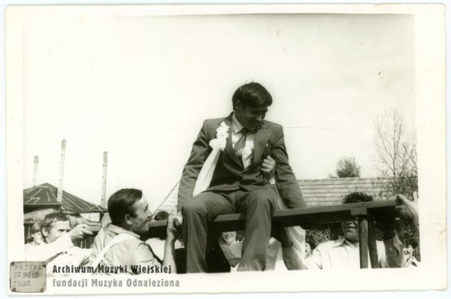 Волинські весілля на фото півстоліття тому