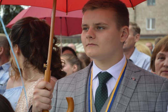 Бал випускників у Ковелі. ФОТО