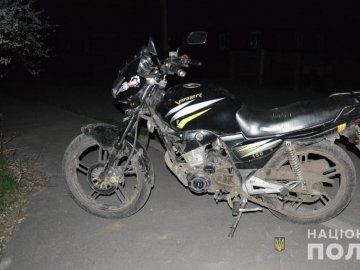 На Волині мотоцикліст збив 2-річну дитину