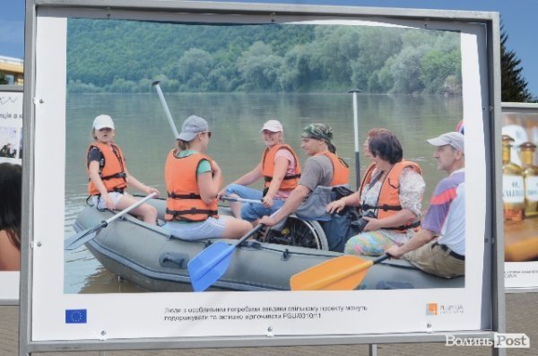 Фотовиставка на Театральному майдані в Луцьку. ФОТО