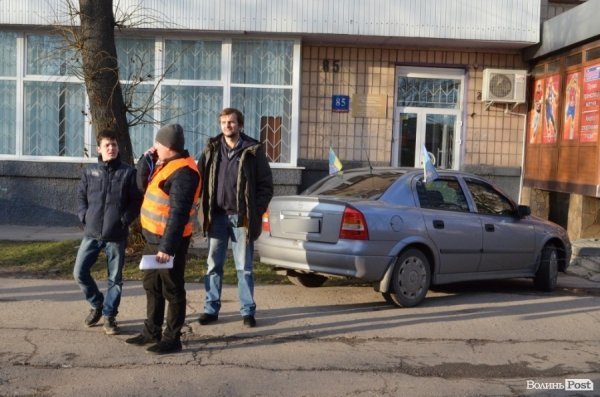 Автомайдан навідався до волинських нардепів. ФОТО. ВІДЕО
