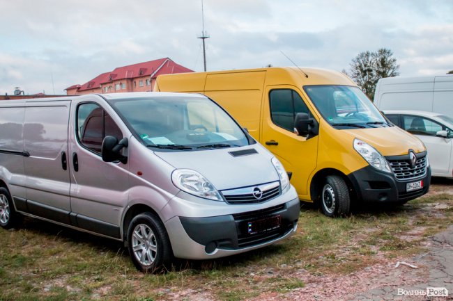 Від і до: скільки коштують машини на луцькому авторинку. ФОТО