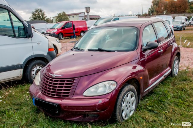 Від і до: скільки коштують машини на луцькому авторинку. ФОТО