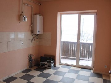 На Волині дитині-сироті допомогли вмеблювати квартиру