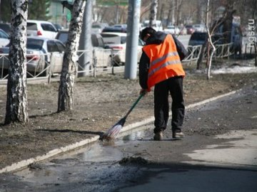 Луцькі вулиці попідмітають за 2 мільйони гривень
