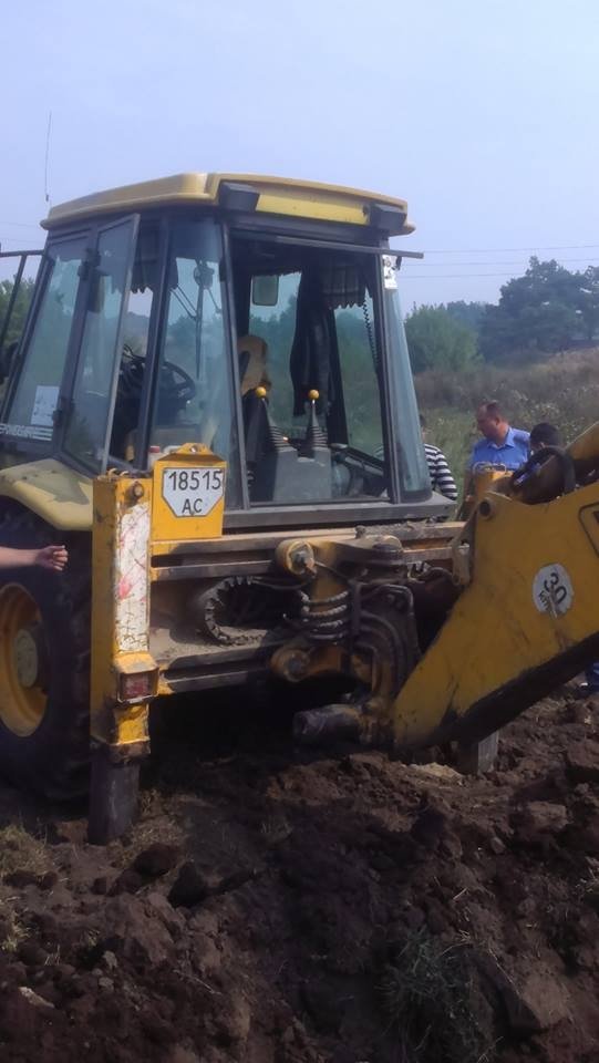 Під Луцьком зупинили незаконний видобуток чорнозему 